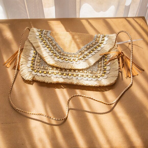 Shashi Leela Clutch Natural Burlap Crossbody Handbag Purse Revolve India Beach - Picture 1 of 12